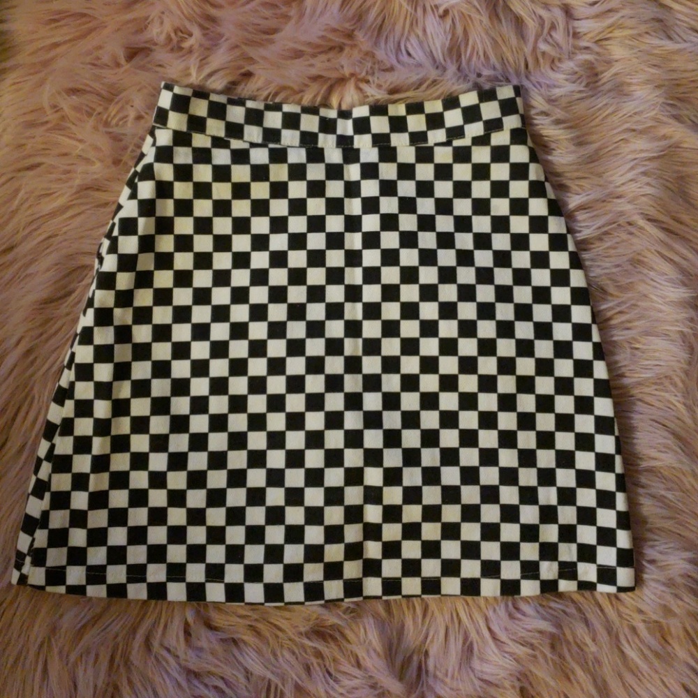 Checkered mini skirt - Picture 2 of 2